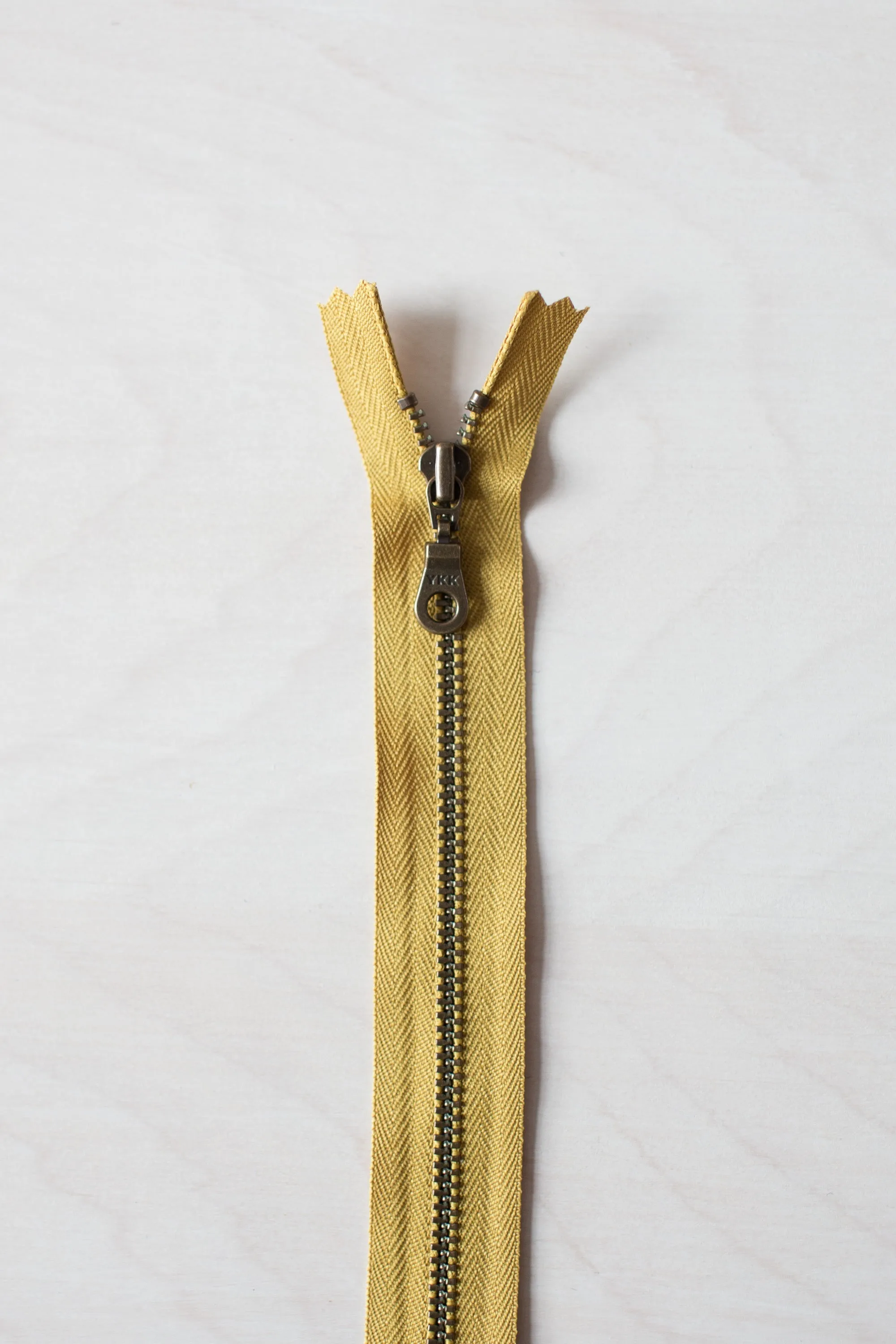 4"/10 cm Metal Zipper