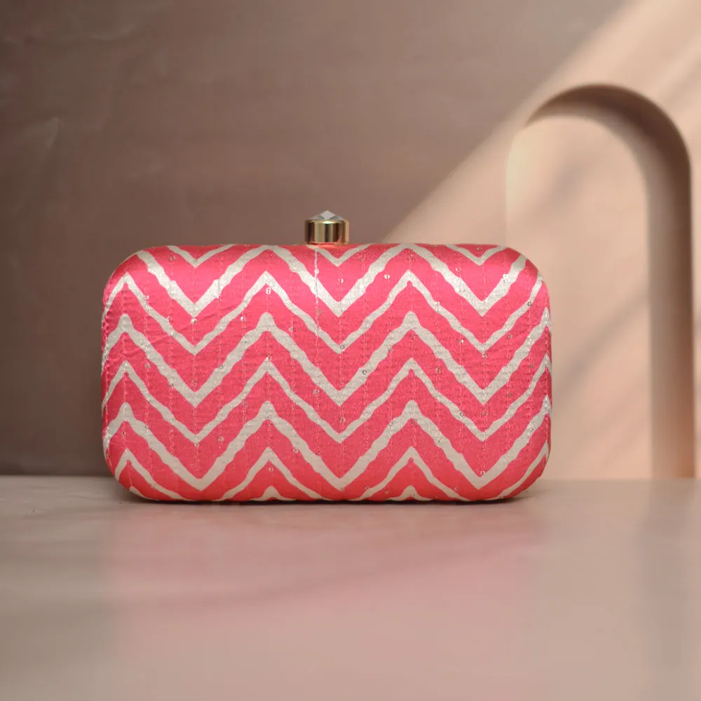 Artklim Red And White Zigzag Printed Fabric Clutch