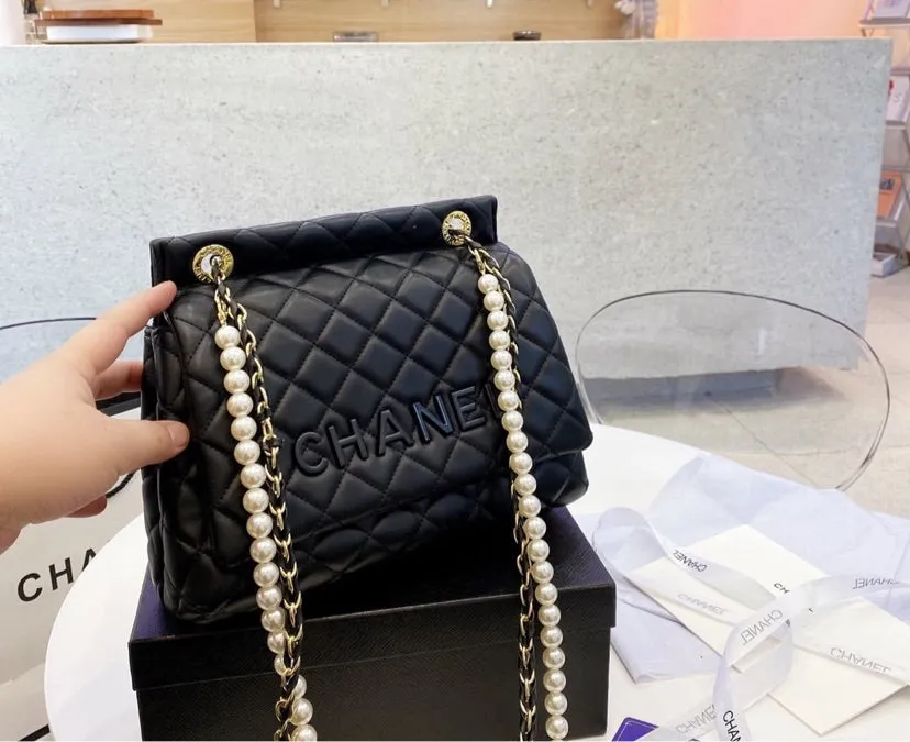 Chanel new Woman shoulder handbag