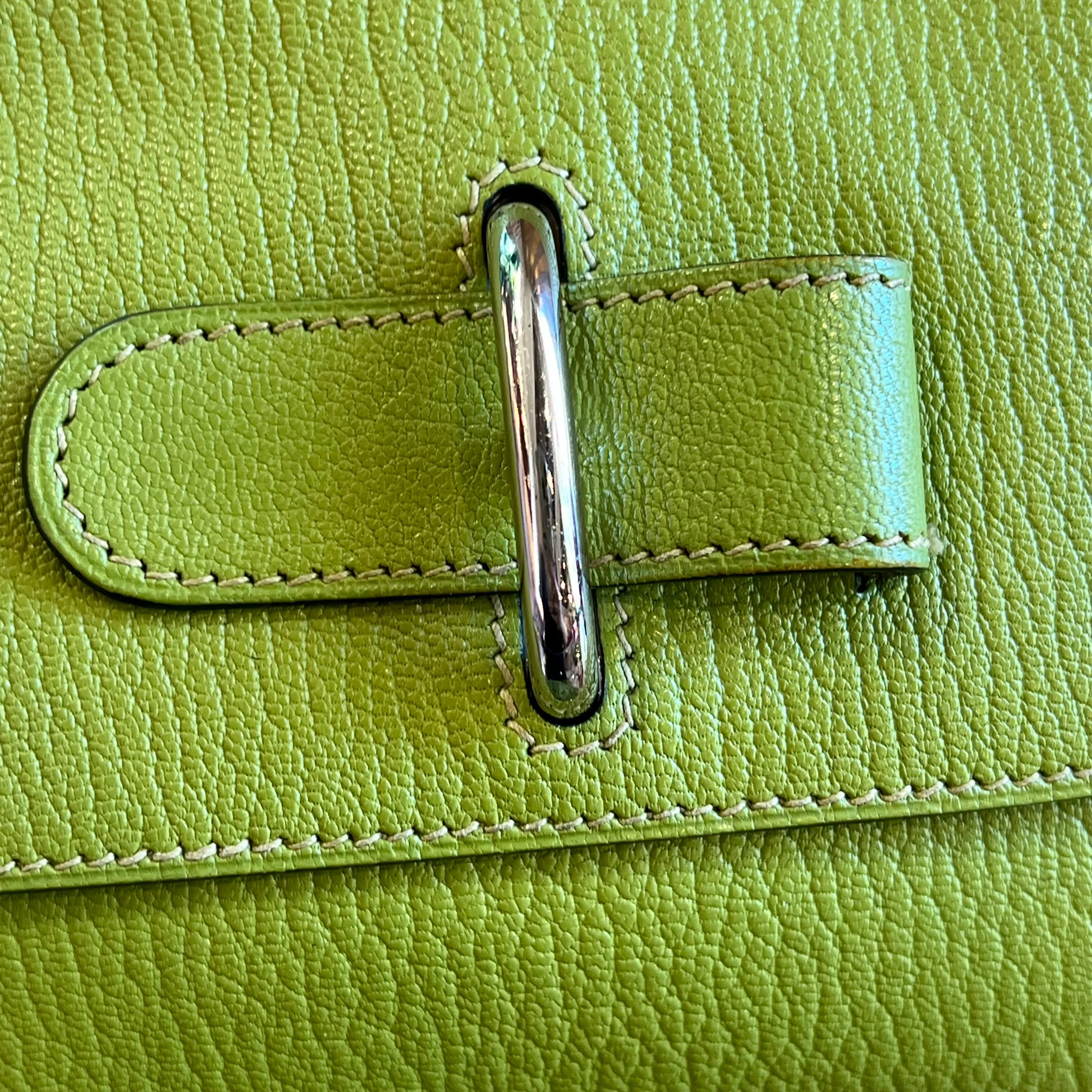 HERMES Chaine D'Ancre Vert Anis Chevre Myzore Clutch