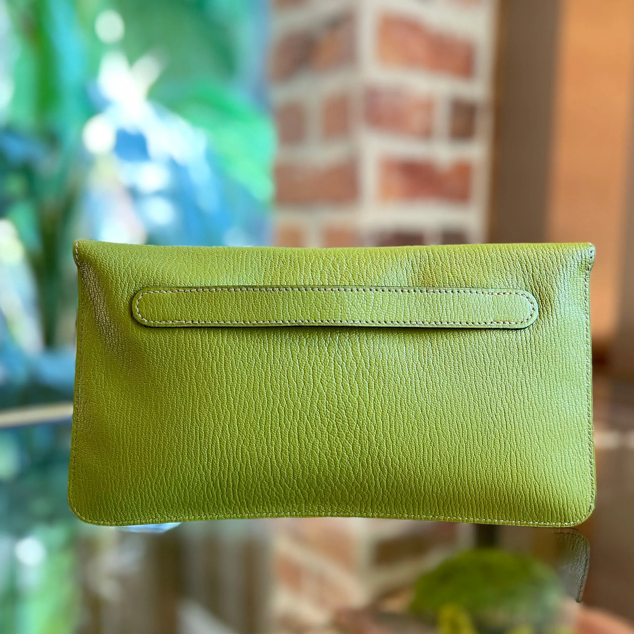 HERMES Chaine D'Ancre Vert Anis Chevre Myzore Clutch