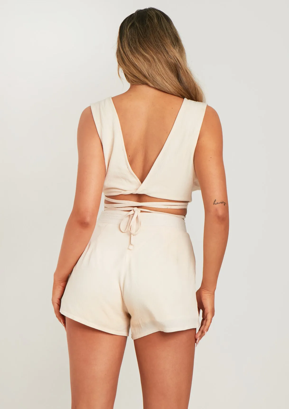 Kariss Ivory Linen Look Floaty Shorts